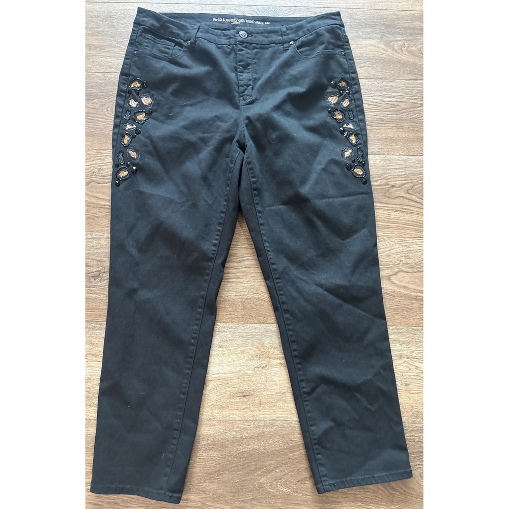 Chico's Women Cheetah Jeans L/14  2.5 the So Slimming Girlfriends  Ankle Stretch